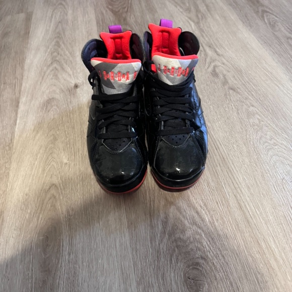 air jordan women's 7 retro black patent leather